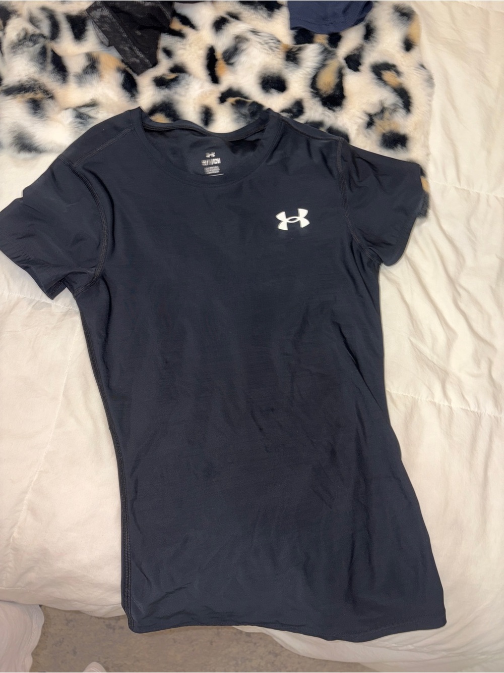 Under Armour Women's Black Short-Sleeve Performance Tee
